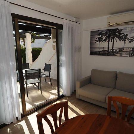 Orange Park Estudio Jardin Vista Piscina بينيكاسّين المظهر الخارجي الصورة