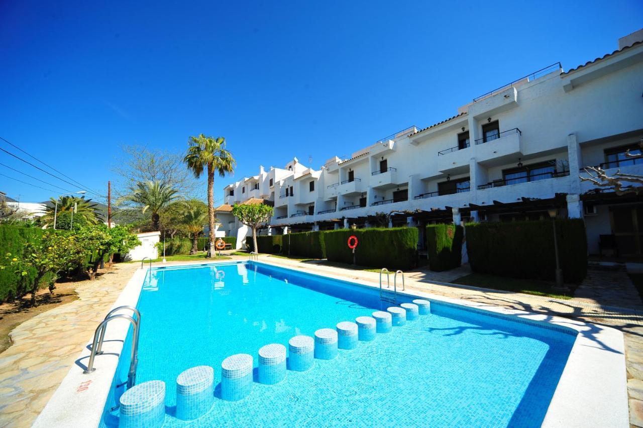 Orange Park Estudio Jardin Vista Piscina بينيكاسّين المظهر الخارجي الصورة