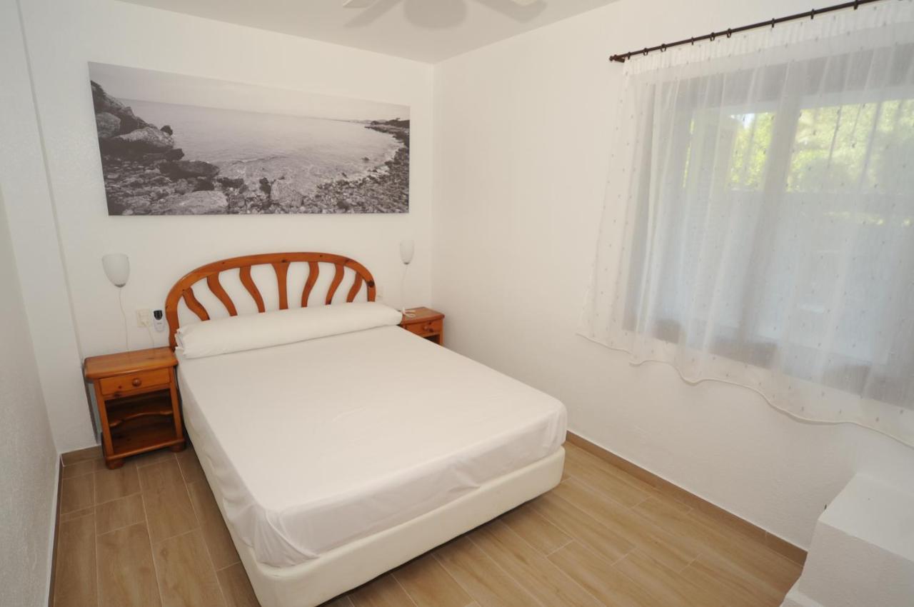 Orange Park Estudio Jardin Vista Piscina بينيكاسّين المظهر الخارجي الصورة